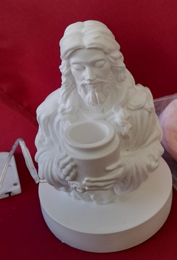 Estátua de Jesus com luz