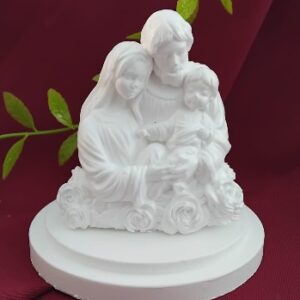 Estátua de Maria, Jesus e José