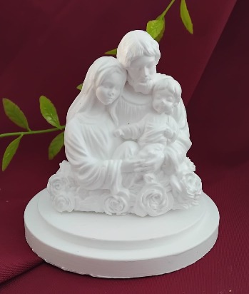 Estátua de Maria, Jesus e José