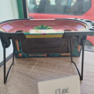 Random pattern cigarette tray set with brush